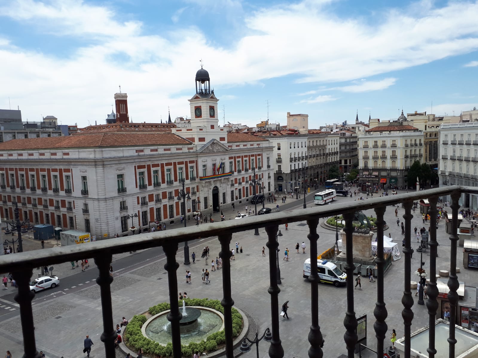 piso compartido madrid, oficina